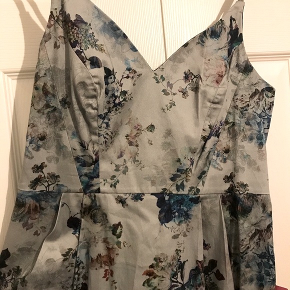 ASOS floral-print Hitchcock midi dress - Picture 4 of 8